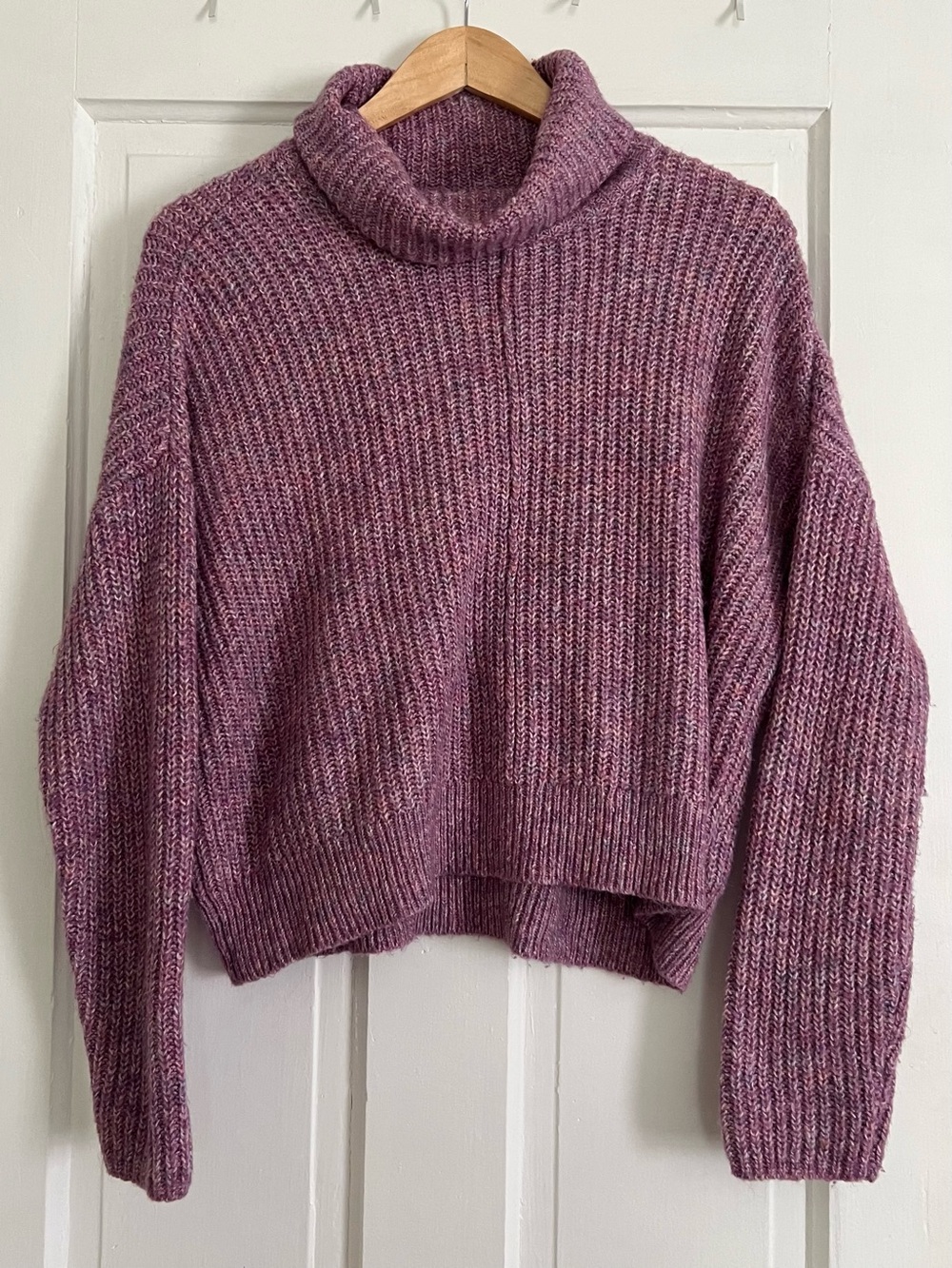 Lucky Brand Size Medium Purple Turtleneck Cropped Sweater Chunky Knit